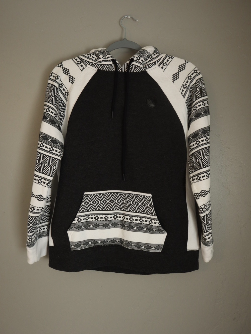 Hooey Black and White Patterned Hooded Sweater